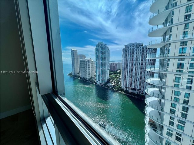 300 S Biscayne Blvd 2606, Miami, FL 33131