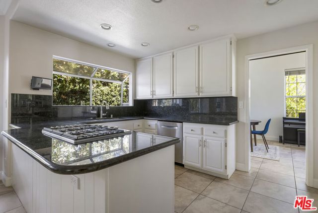 26611 Marigold Court, Calabasas, CA 91302
