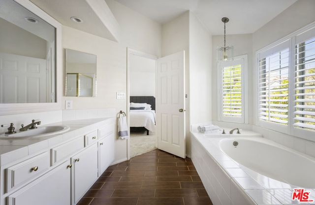 26611 Marigold Court, Calabasas, CA 91302