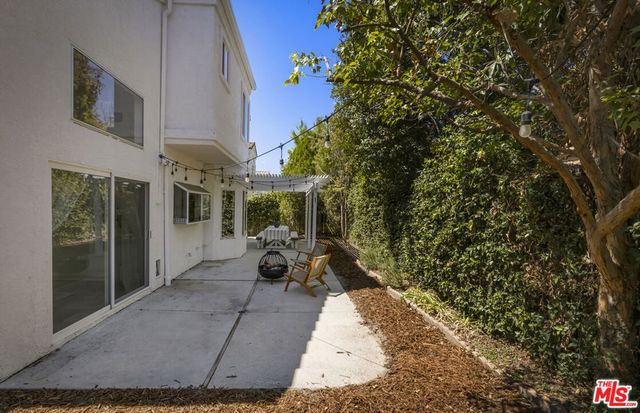 26611 Marigold Court, Calabasas, CA 91302