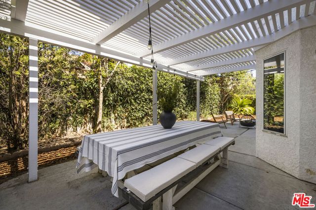 26611 Marigold Court, Calabasas, CA 91302