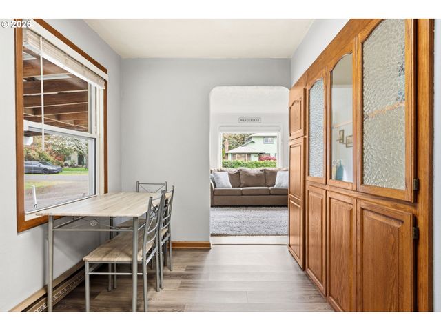 2537 WOOD Ave, Eugene, OR 97402