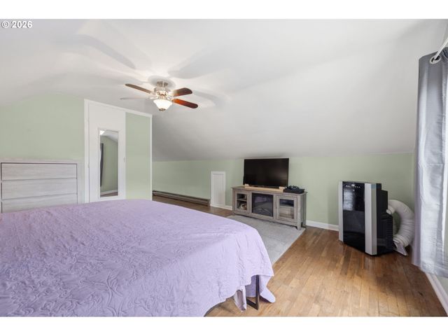 2537 WOOD Ave, Eugene, OR 97402