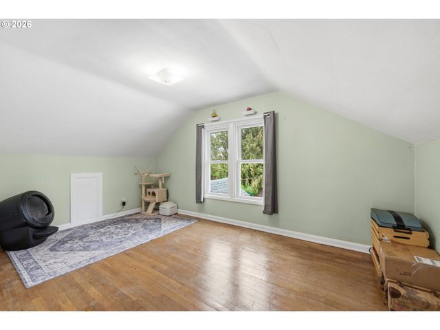 2537 WOOD Ave, Eugene, OR 97402