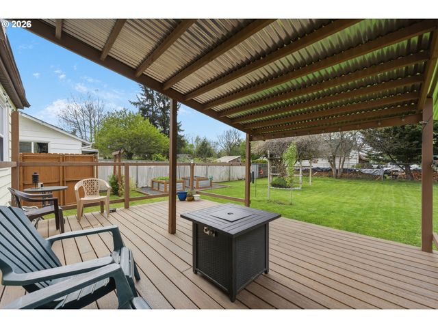 2537 WOOD Ave, Eugene, OR 97402