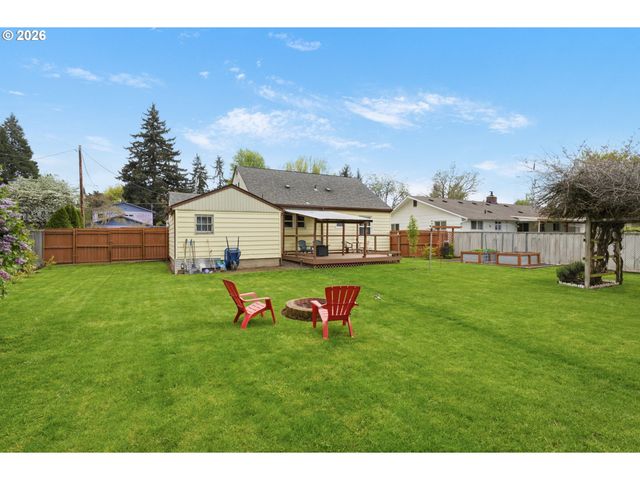 2537 WOOD Ave, Eugene, OR 97402