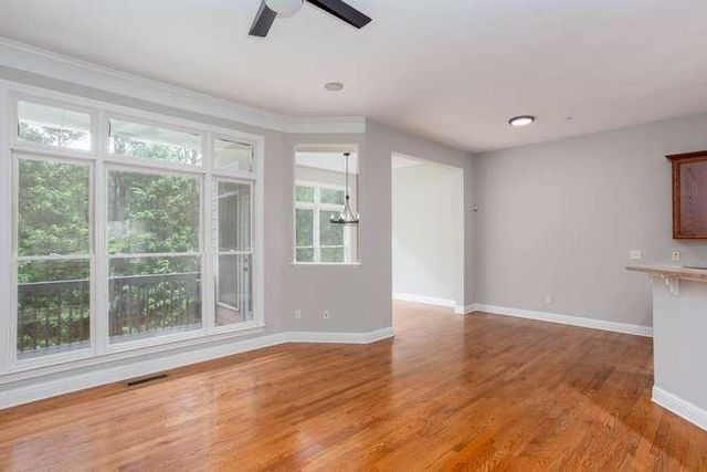 1263 Creekside Place SE, Smyrna, GA 30082