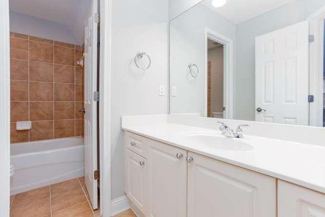 1263 Creekside Place SE, Smyrna, GA 30082