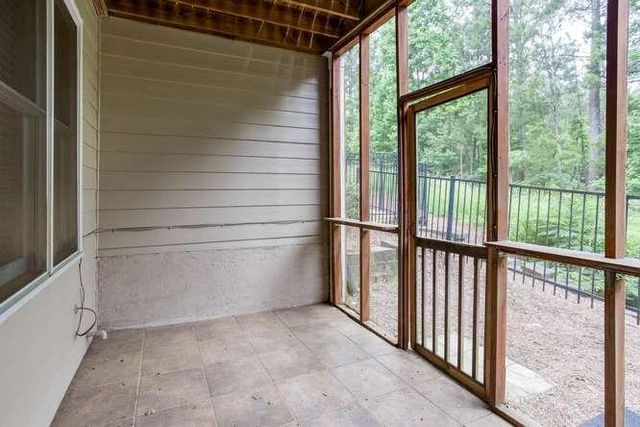 1263 Creekside Place SE, Smyrna, GA 30082