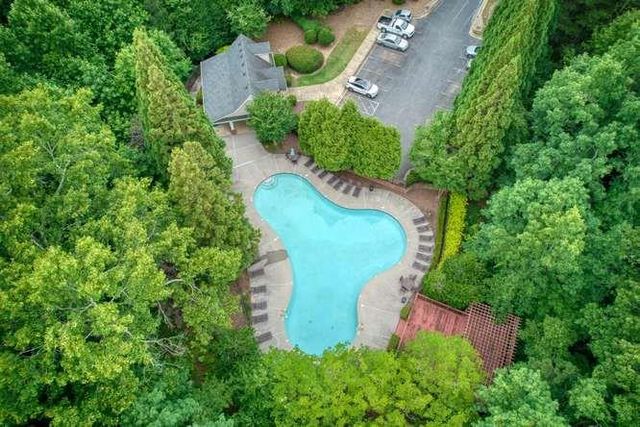 1263 Creekside Place SE, Smyrna, GA 30082