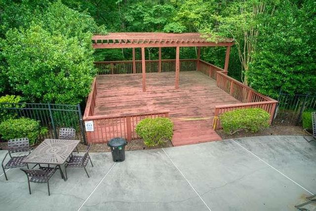 1263 Creekside Place SE, Smyrna, GA 30082