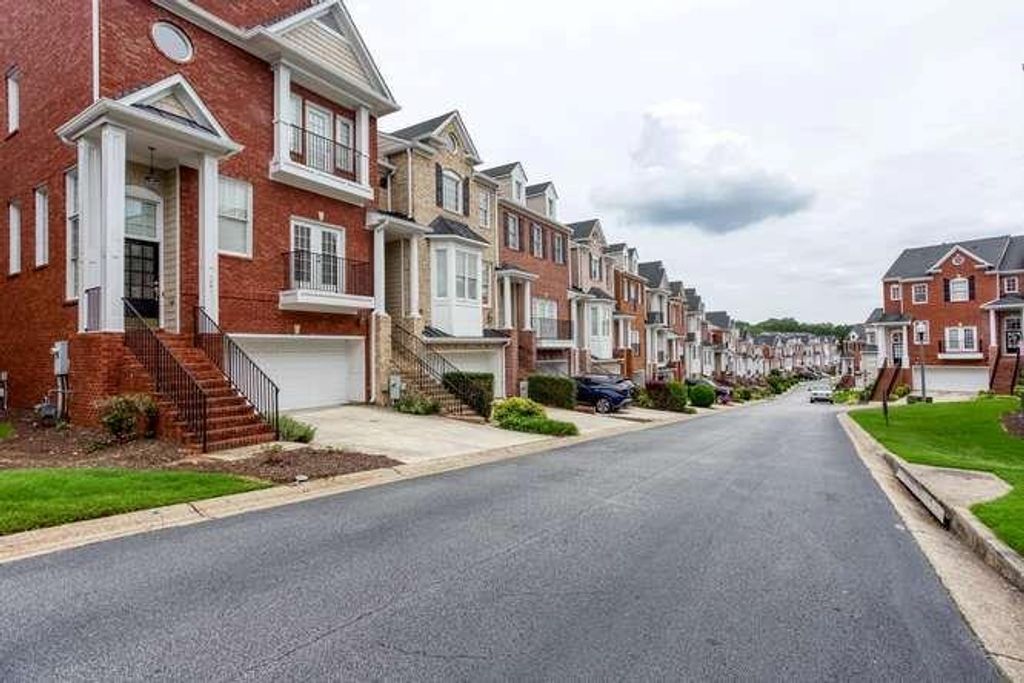1263 Creekside Place SE, Smyrna, GA 30082