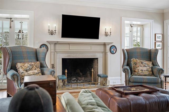 526 Scaife Road, Sewickley Heights, PA 15143