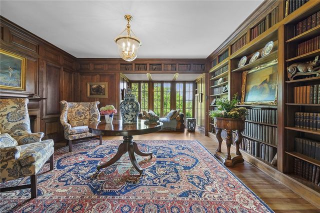 526 Scaife Road, Sewickley Heights, PA 15143