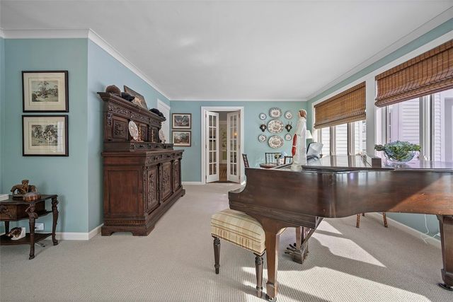 526 Scaife Road, Sewickley Heights, PA 15143