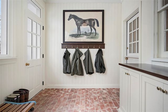 526 Scaife Road, Sewickley Heights, PA 15143