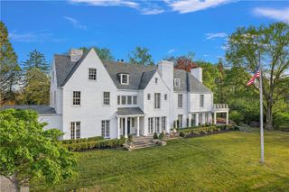 526 Scaife Road, Sewickley Heights, PA 15143