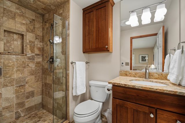 14815 N SHADY SLOPE Rd, Spokane, WA 99208