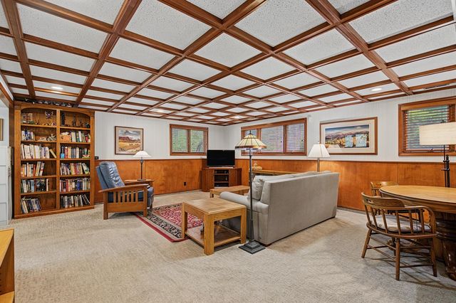 14815 N SHADY SLOPE Rd, Spokane, WA 99208