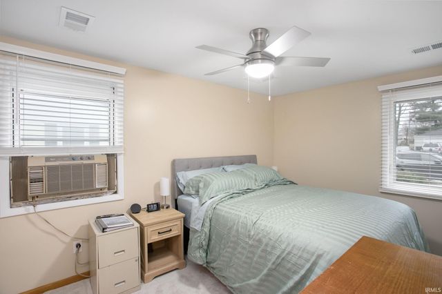 403 Manchester Drive, South Bend, IN 46615