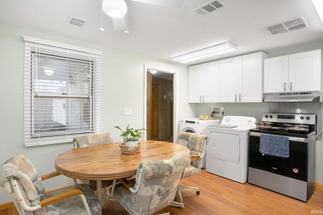 403 Manchester Drive, South Bend, IN 46615