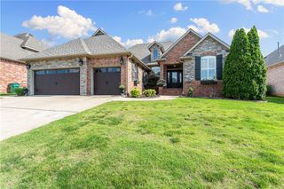6612 W Inverness Drive, Rogers, AR 72758