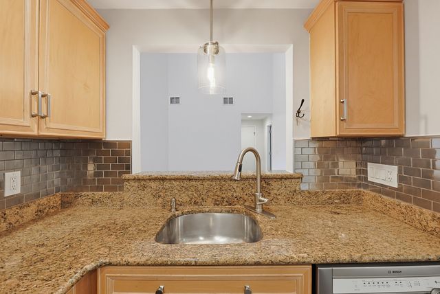 15 First St A2, Salem, MA 01970
