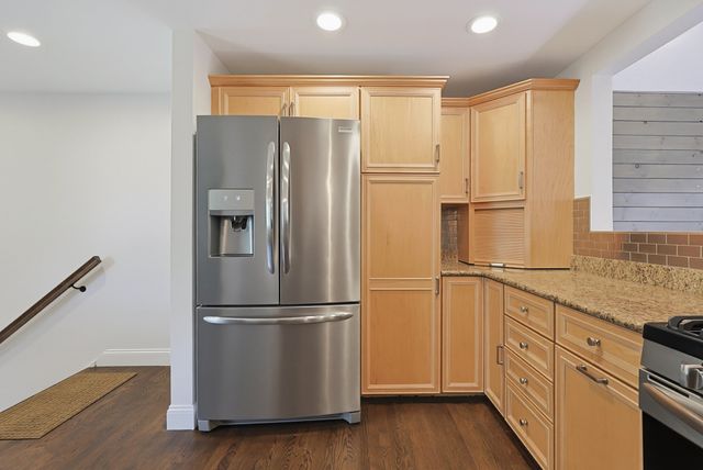 15 First St A2, Salem, MA 01970