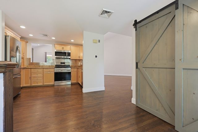 15 First St A2, Salem, MA 01970
