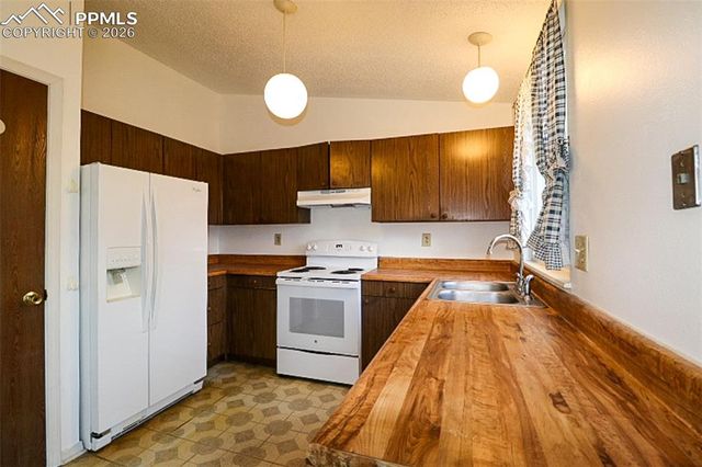 4522 Lancaster Drive, Colorado Springs, CO 80916