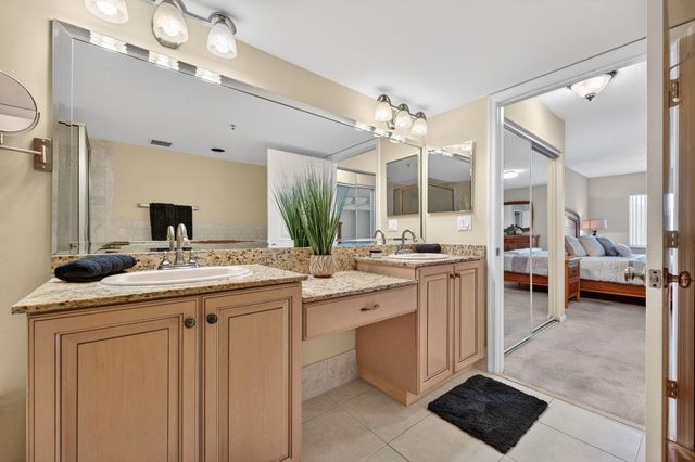 5906 CRYSTAL SHORES Drive 404, Boynton Beach, FL 33437