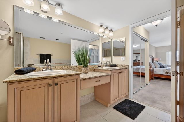 5906 CRYSTAL SHORES Drive 404, Boynton Beach, FL 33437