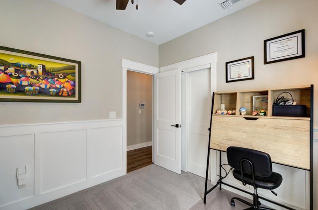 1812 E Oakmont Avenue, Fresno, CA 93730