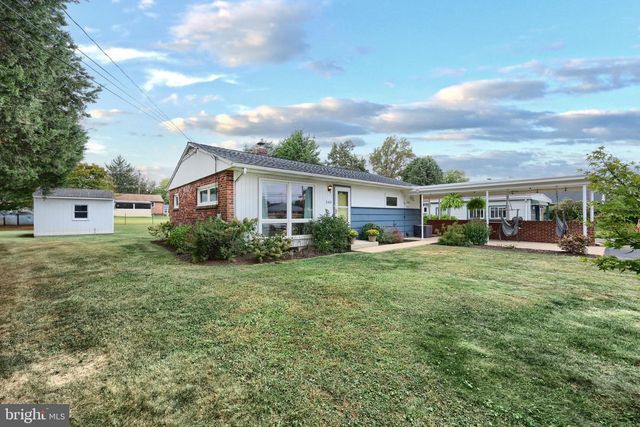 340 GWEN DR, York, PA 17404