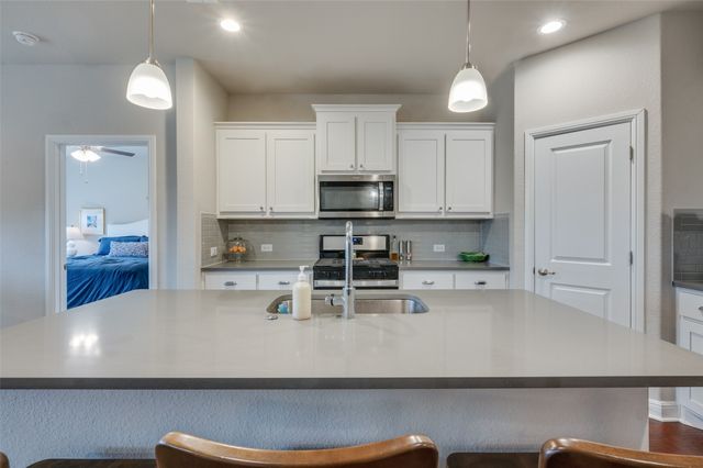 1112 Napier Way, Fort Worth, TX 76247