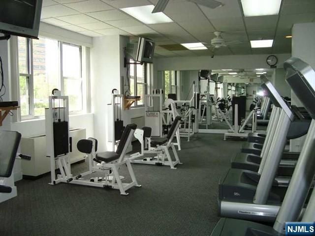 2100 Linwood Avenue 15P, Fort Lee, NJ 07024