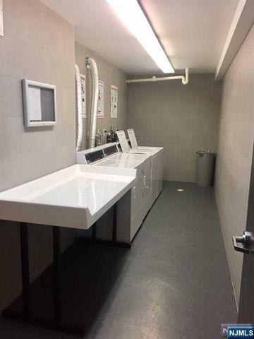 2100 Linwood Avenue 15P, Fort Lee, NJ 07024