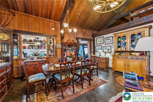 105 Franklin Street, Whitehall Twp, PA 18052
