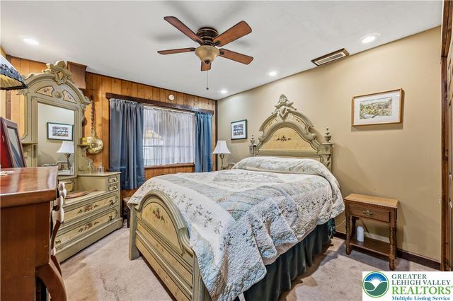 105 Franklin Street, Whitehall Twp, PA 18052