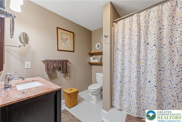 105 Franklin Street, Whitehall Twp, PA 18052
