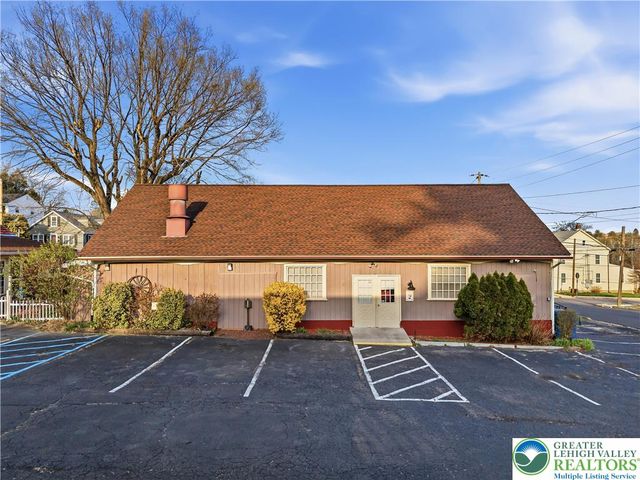 105 Franklin Street, Whitehall Twp, PA 18052