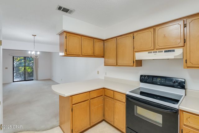 1025 W 11th Court, Panama City, FL 32401