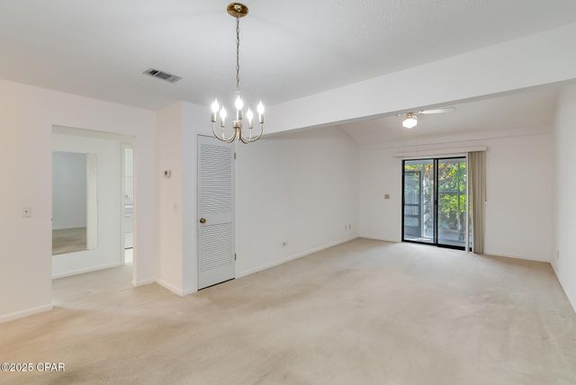 1025 W 11th Court, Panama City, FL 32401