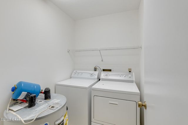 1025 W 11th Court, Panama City, FL 32401