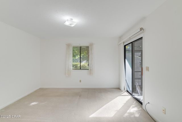 1025 W 11th Court, Panama City, FL 32401