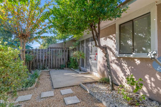 1025 W 11th Court, Panama City, FL 32401