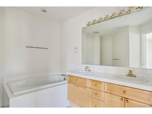 2660 S University Blvd I, Denver, CO 80210