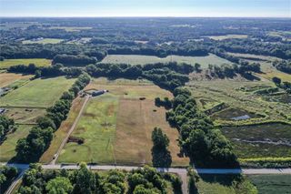 183rd Street, Tonganoxie, KS 66086