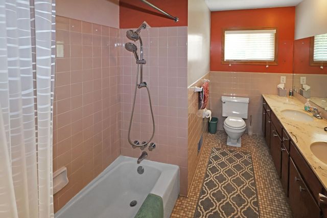 1630 Fairway Drive NE, Columbia Heights, MN 55421