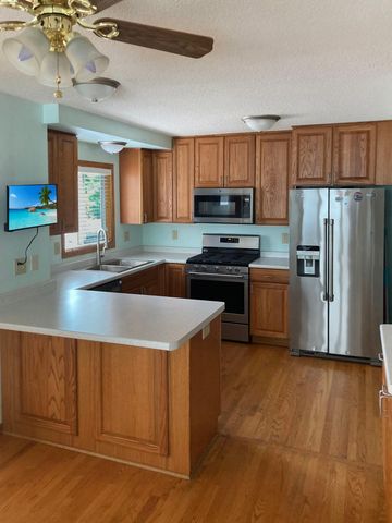 1630 Fairway Drive NE, Columbia Heights, MN 55421